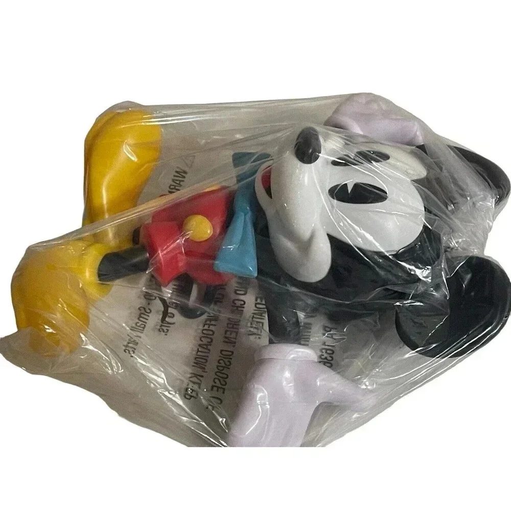 Disney Park Mickey Mouse 90th Birthday Anniversary Sipper Cup NEW 2018